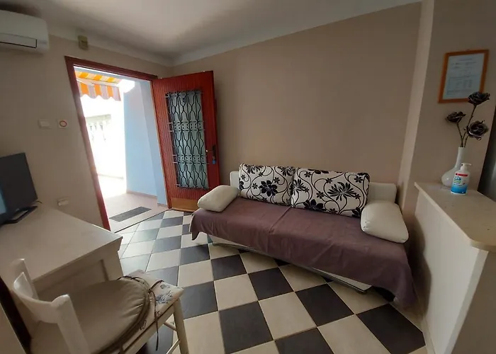 Br.4 Διαμέρισμα Mali Lošinj